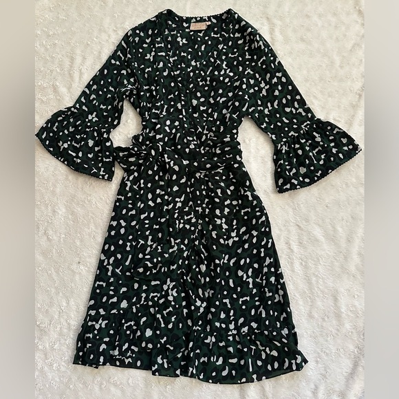 Rungolee Dresses & Skirts - Rungolee Silk Dress